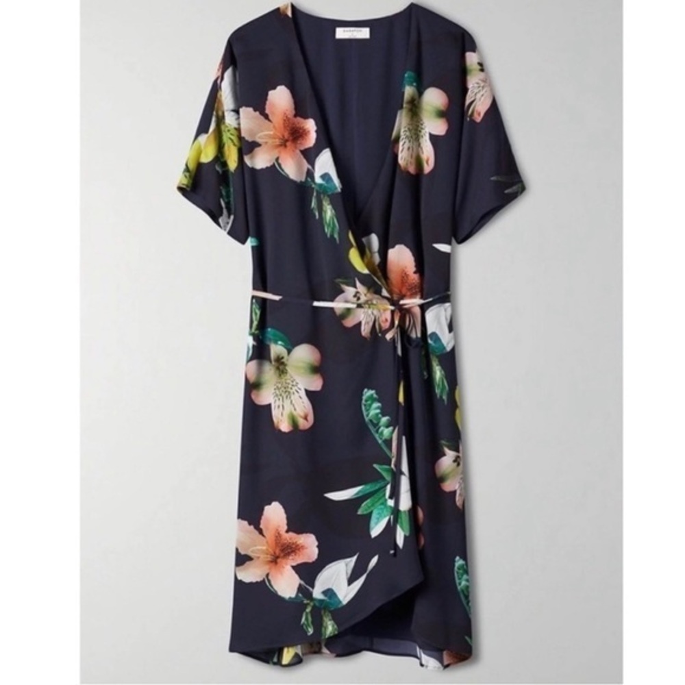 Aritzia Babaton Wallace Floral‎ Wrap Dress xxs